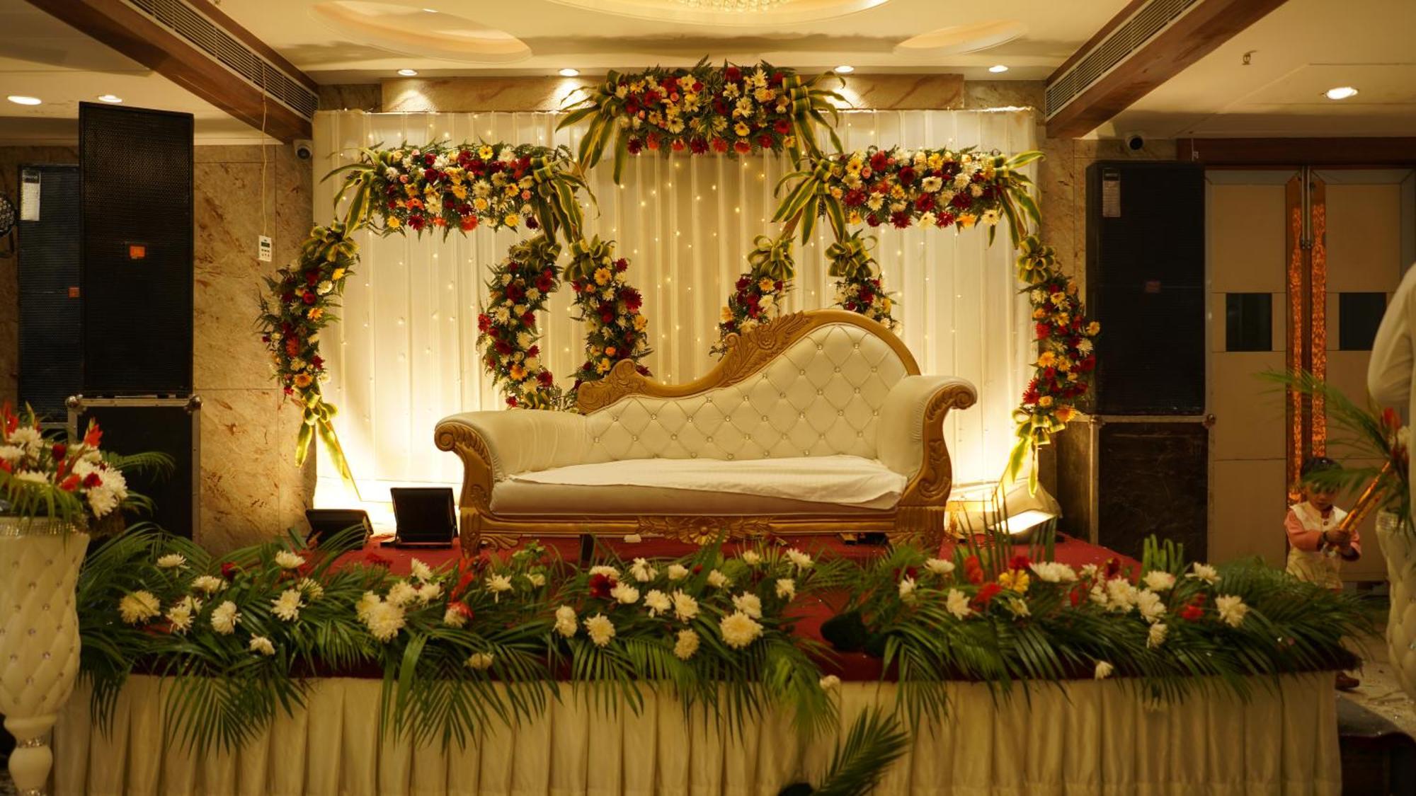 Hotel Silver Pearl Aligarh Luaran gambar