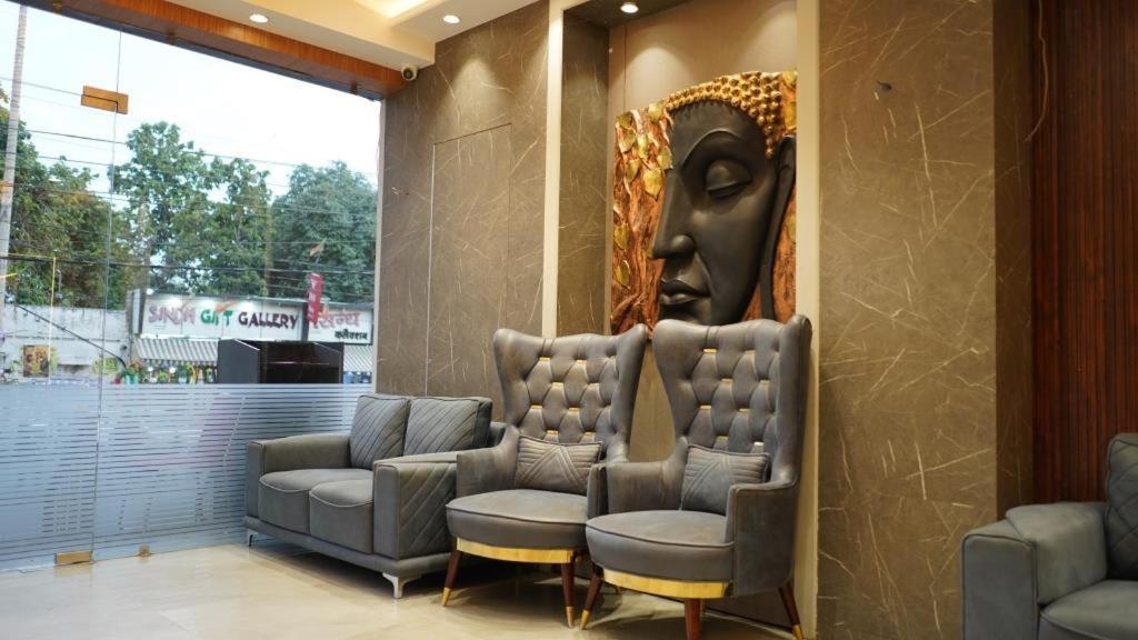 Hotel Silver Pearl Aligarh Luaran gambar