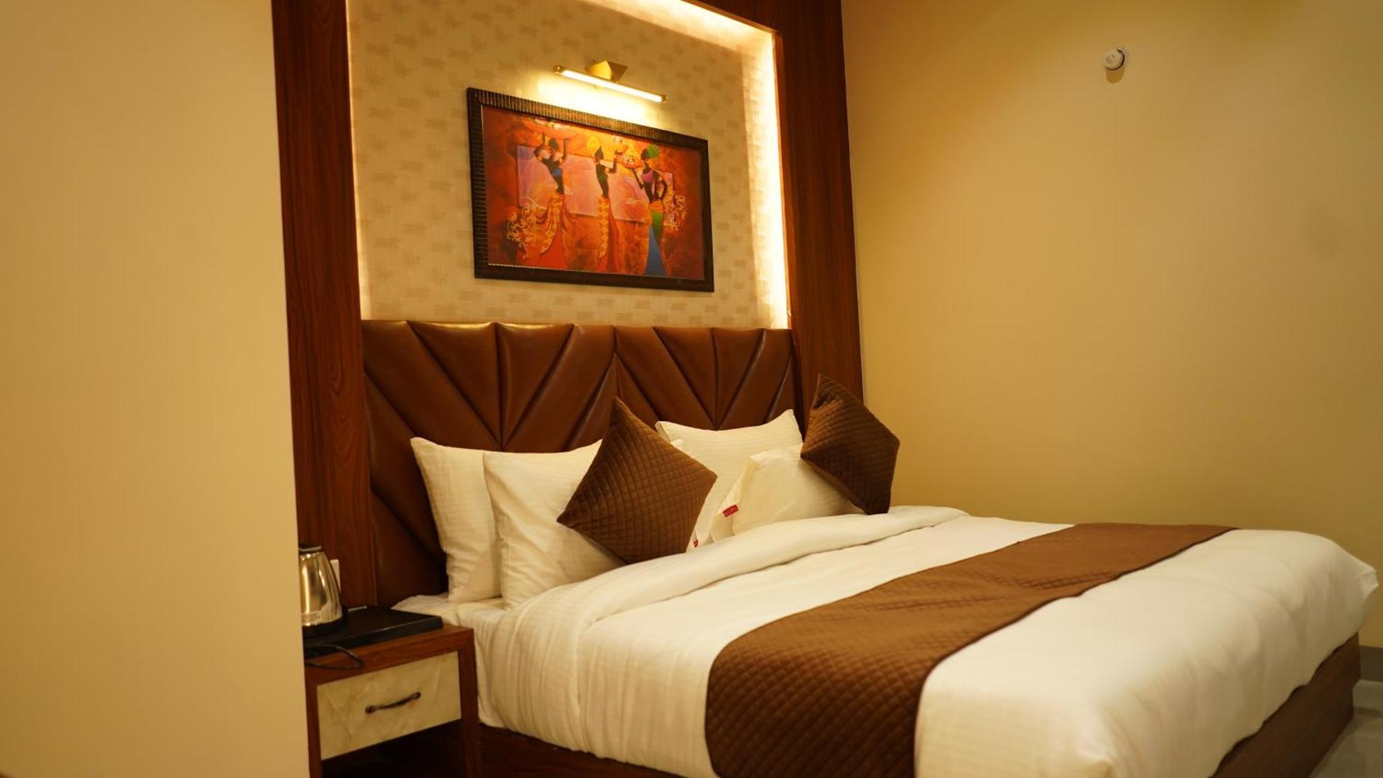 Hotel Silver Pearl Aligarh Luaran gambar